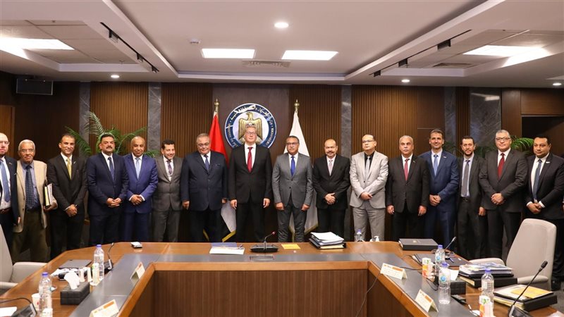 بدوي أثناء انعقاد
