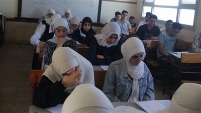 انطلاق امتحانات الشهادة الإعدادية 2025 غدا.. استثناء 6 محافظات من نظام البوكليت.. وتحذيرات مشددة من حيازة الهاتف المحمول أو الغش