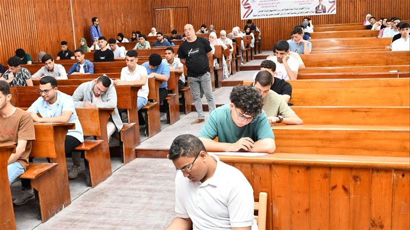 امتحانات الجامعات