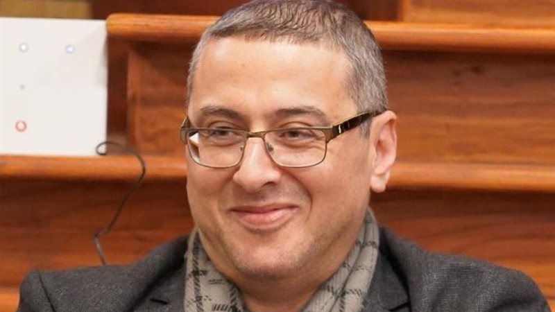 الكاتب محمد سمير