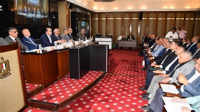 الحكومة تتقدم بمشروع جديد لتعديل قانون الإيجار القديم للنواب.. لجنة الإسكان تبدأ المناقشة اليوم.. تحرير العلاقة خلال 7 سنوات.. 1000 جنيه حدا أدنى للأجرة بالأماكن الراقية و400 للاقتصادية 