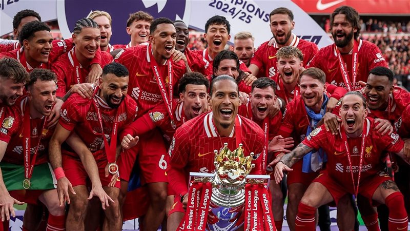 تتويج ليفربول بلقب