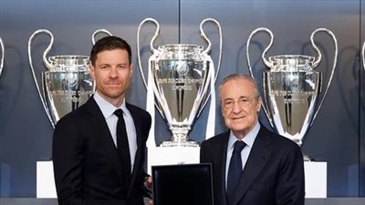 أول تعليق من تشابي ألونسو بعد توقيع عقده مع ريال مدريد (فيديو)