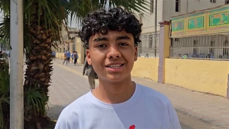طلاب ثانية ثانوي