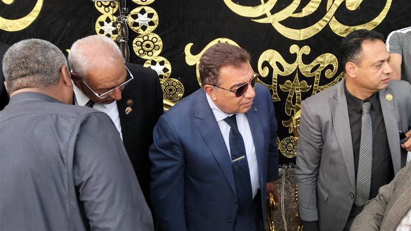 محافظ الدقهلية يقدم