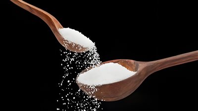 سعر السكر في السوق المحلية اليوم الثلاثاء