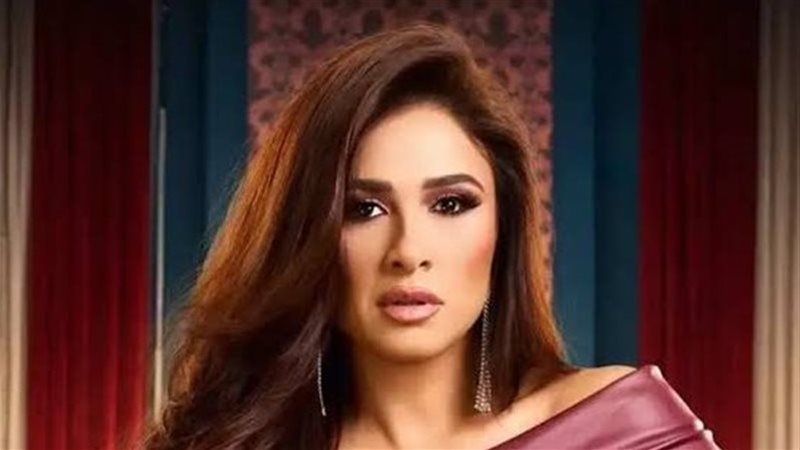 ياسمين عبد العزيز،
