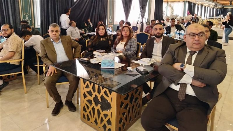 الندوة، فيتو