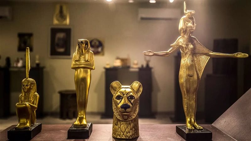 معرض كنوز الفراعنة