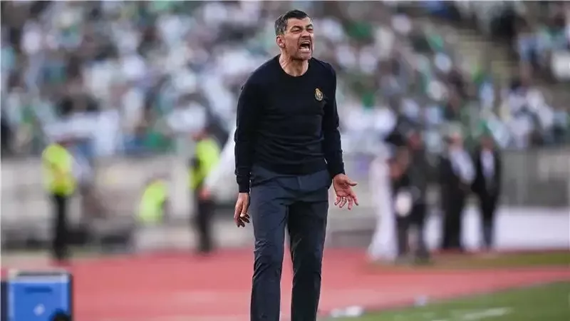  المدرب البرتغالي