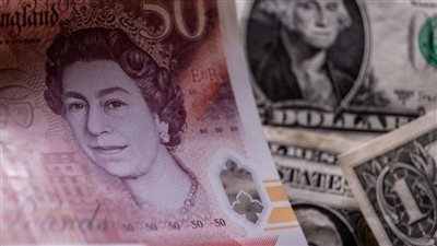 هبوط الجنيه الإسترليني بعد بيانات سوق العمل الضعيفة وتوقعات خفض الفائدة 