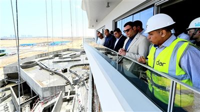 الموقف التنفيذي للبرج الأيقوني ومشروعات الداون تاون بالعلمين الجديدة