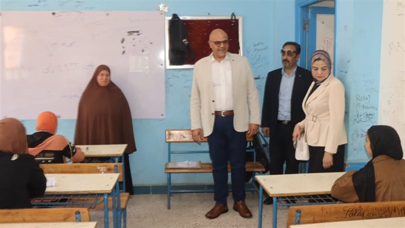 محافظ القليوبية خلال