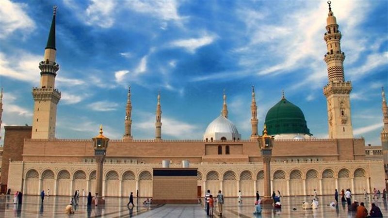  حكم زيارة المدينة