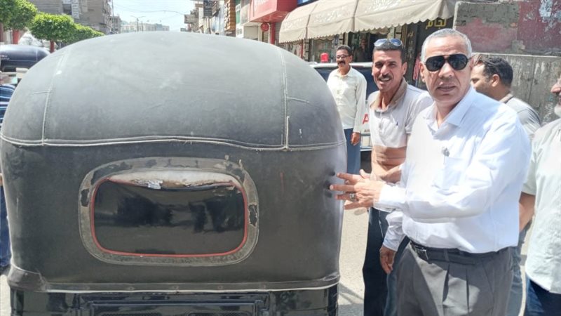حملة علي مكبرات الصوت