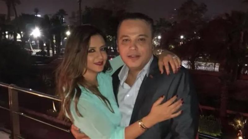 تامر عبد المنعم وزوجته،