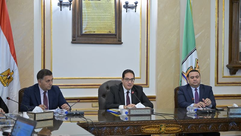 رئيس جامعة القاهرة