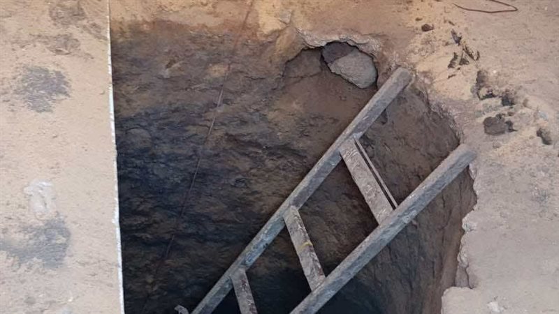 التنقيب عن الاثار،
