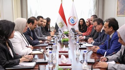 وزير الصحة يبحث مع الرئيس التنفيذي لجهاز مستقبل مصر للتنمية المستدامة الفرص الاستثمارية وتطويرها