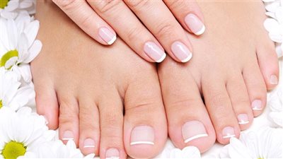 وصفات طبيعية للعناية باليدين والأظافر قبل العيد