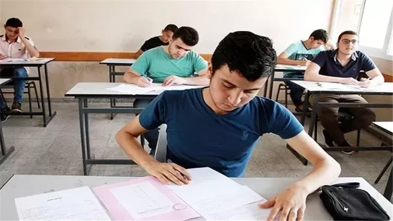 امتحانات الثانوية
