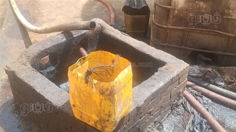 ضبط مصنع لتدوير الزيوت