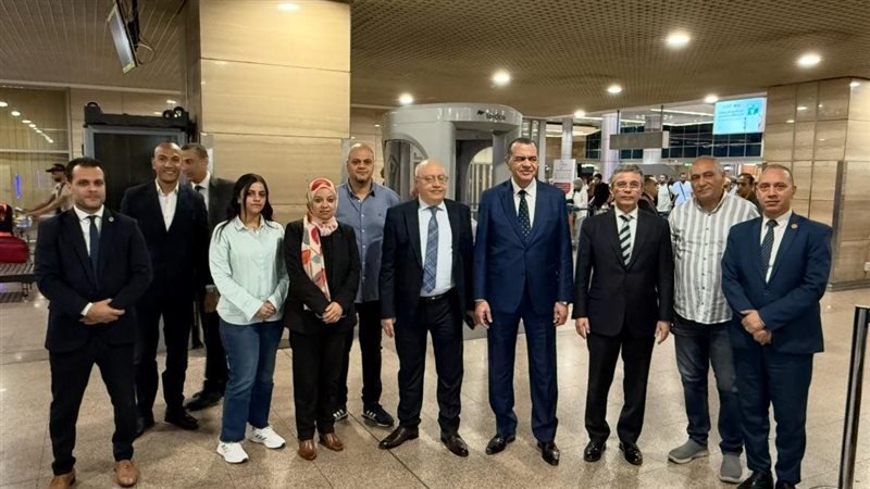 جمارك مطار القاهرة،