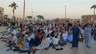 الله أكبر كبيرا، إقبال كثيف على ساحة أبو الحجاج بالأقصر لأداء صلاة عيد الأضحى (بث مباشر)