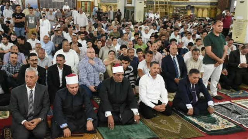 محافظ الدقهلية يؤدي