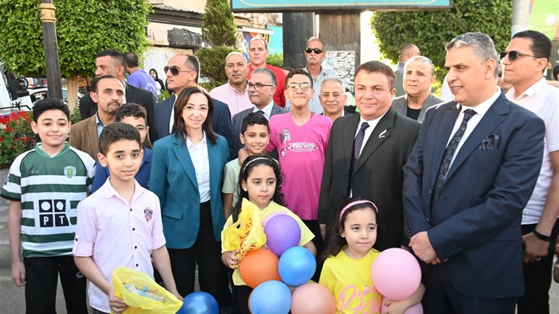 محافظ البحيرة وفرحة