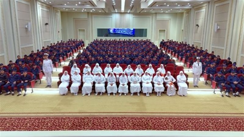 الإفراج بالعفو عن
