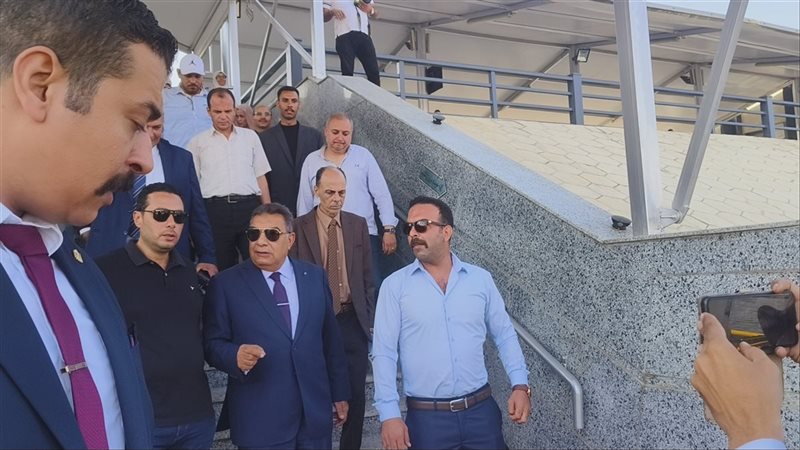 محافظ الدقهلية بالأتوبيس