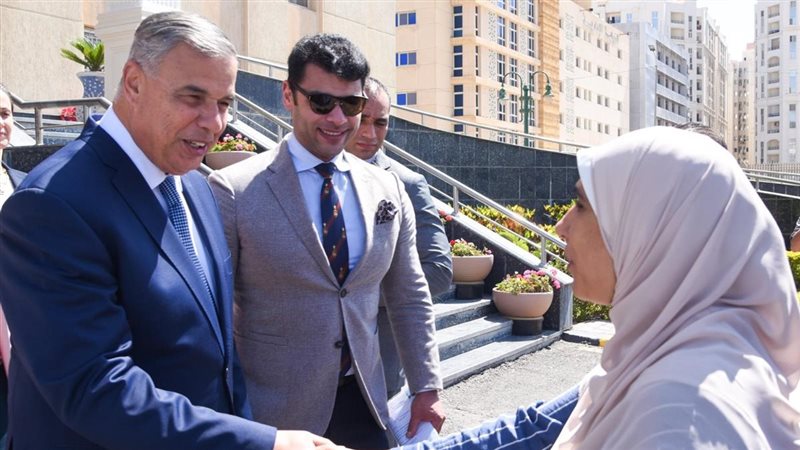 محافظ الإسكندرية