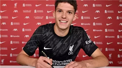 ليفربول يعلن ضم حارس مرمى جديد 