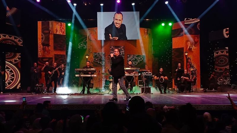 هشام عباس، فيتو 