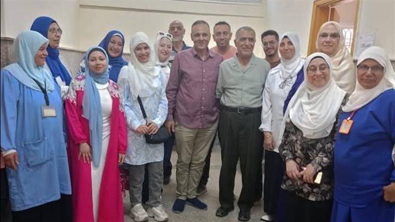 إدارة وأطباء وطاقم