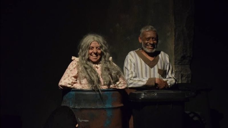 مسرحية لعبة النهاية،