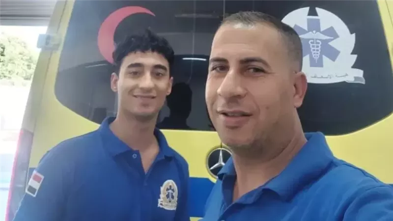 مسعفان نجحا في إنقاذ