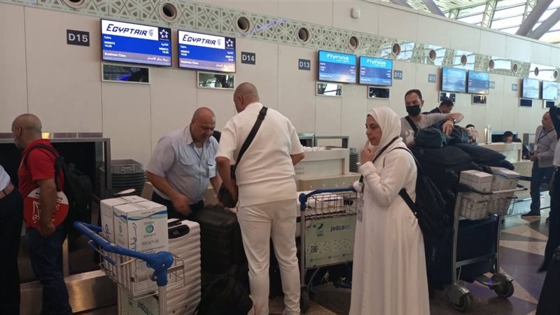 رحلات عودة حجاج بيت