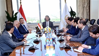 أبرزها إلغاء عقوبة الحبس، وزير التموين يبحث مع البقالين وجمعيتي آليات تطوير المنظومة