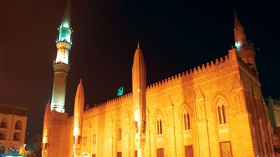 مواقيت الصلاة، موعد أذان العشاء اليوم الجمعة 13 - 6 - 2025 في القاهرة والمحافظات 	