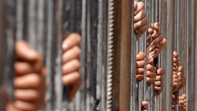 تجديد حبس سائق نقل ذكي بتهمة سرقة عاملين بشركة صرافة في التجمع