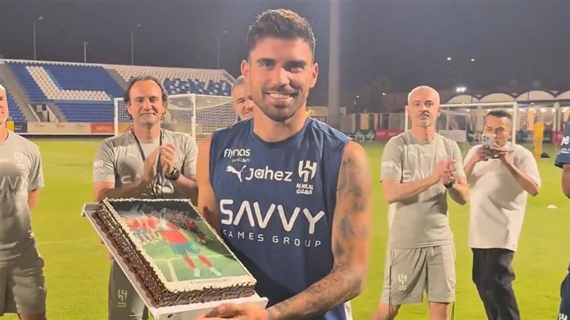 روبن نيفيز، فيتو