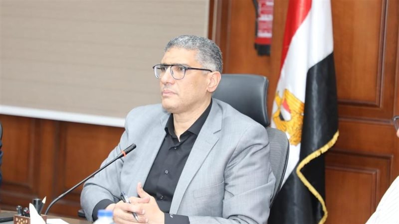 محافظ الجيزة السابق