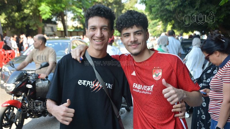 طالب ثانوية عامة،