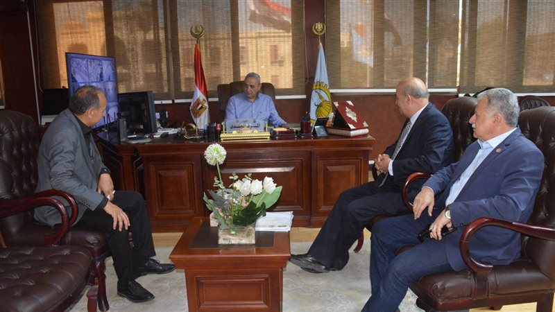 محافظ الغربية، فيتو