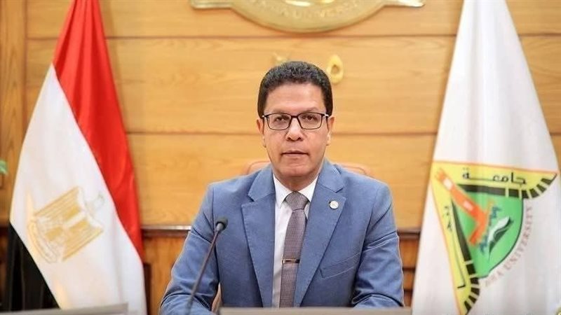 رئيس جامعة بنها،