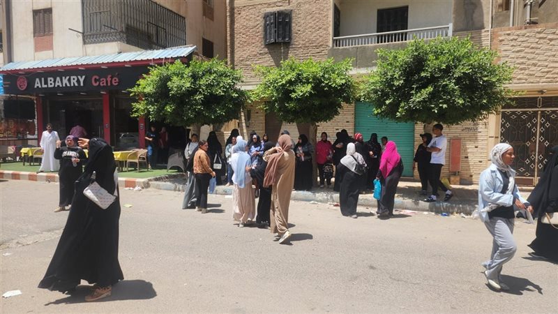  خروج طالبات الثانوية