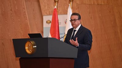 خالد عبدالغفار: الدولة ملتزمة بتقديم خدمة صحية ذات جودة لكل المواطنين