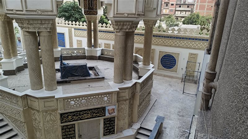 اعمال تطوير ضريح